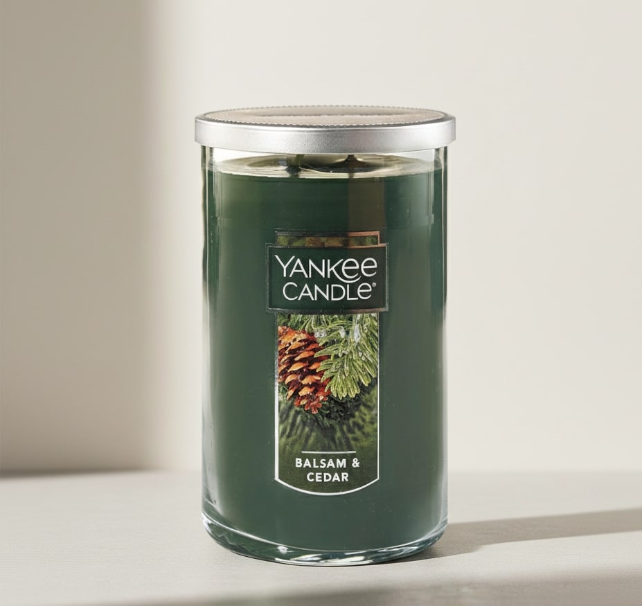 10 Best Christmas Candles 3